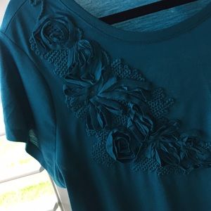 Lovely Teal Vera Wang Top